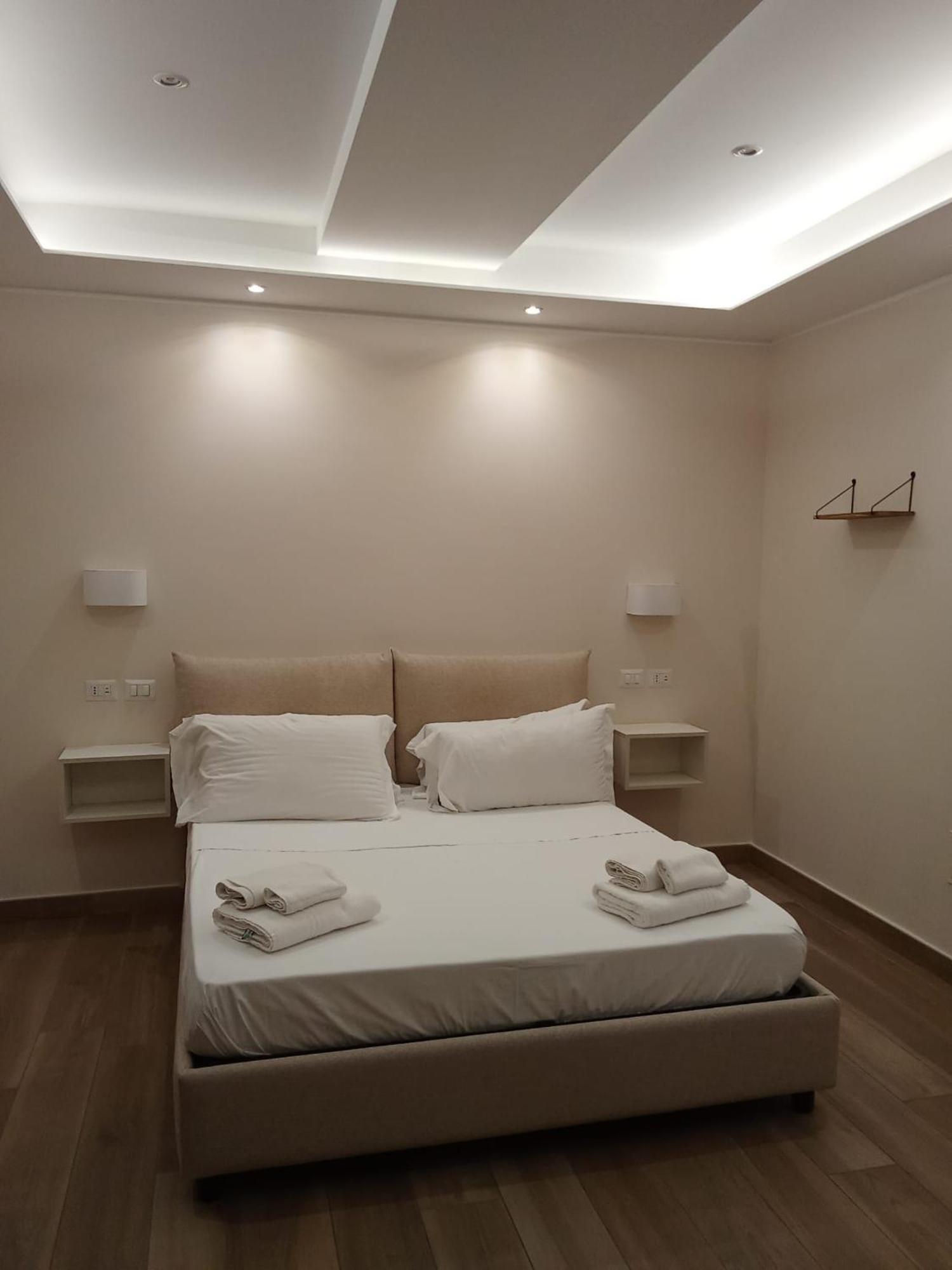 Residenza Cavour Naples